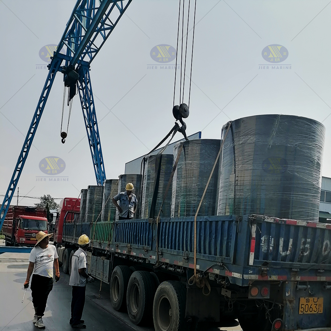 JIER Marine Cylindrical Fenders are ready for installation (1)